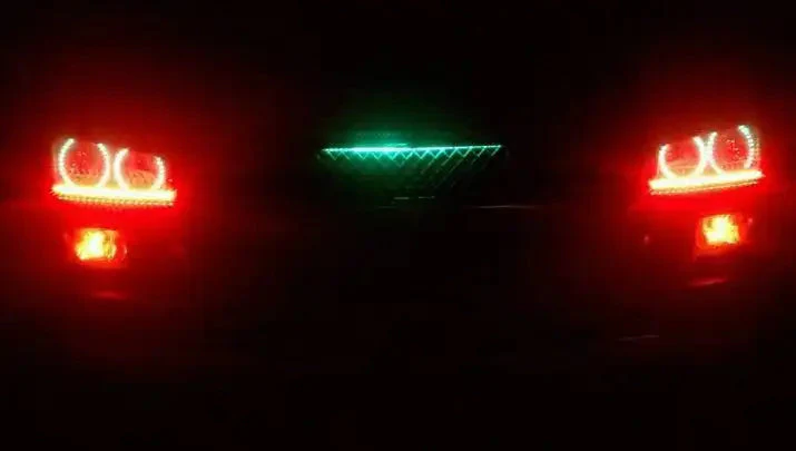 ORACLE Lighting 2002-2006 Chevy Avalanche LED Headlight Halo Kit - Image 3