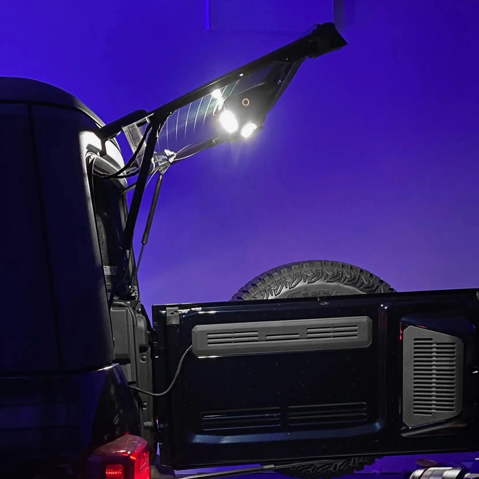 2021-2025 Ford Bronco LED Cargo Light Module - Dual 5000K White LEDs | ORACLE Lighting - Image 14