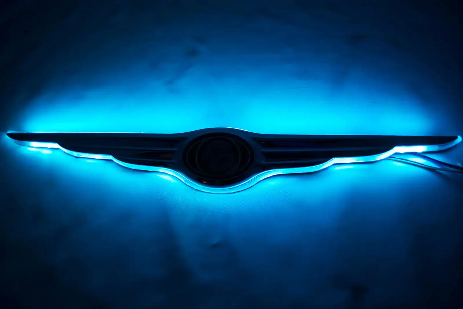 ORACLE Lighting Gen I Chrysler Illuminated LED Rear Wing Emblem - Image 15