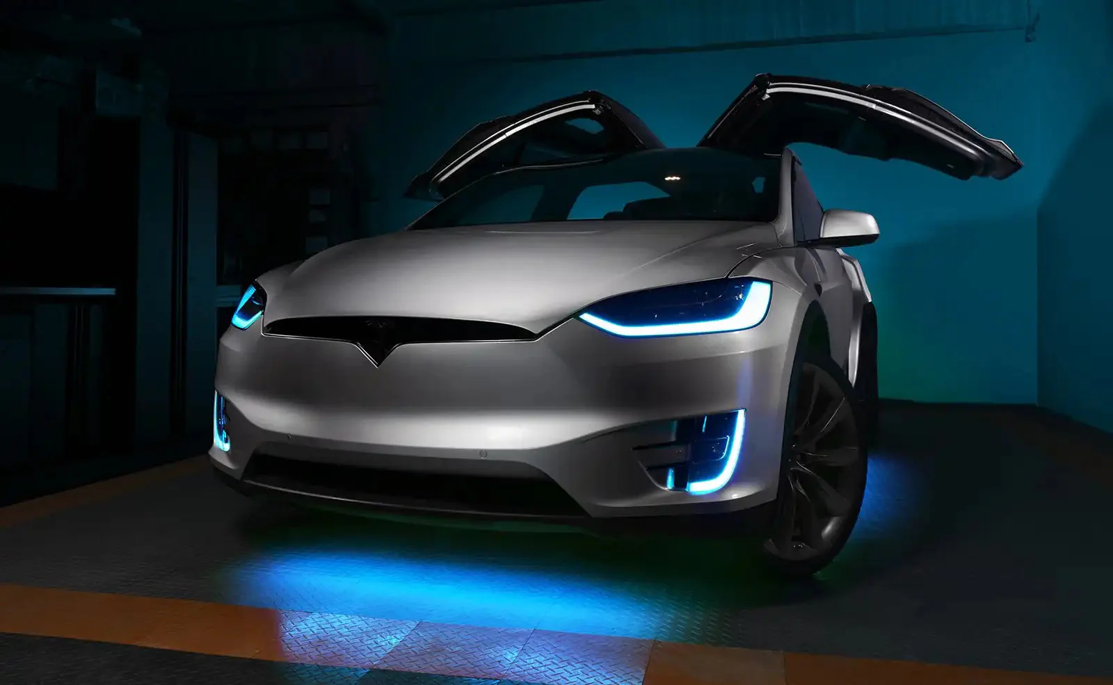 ORACLE Lighting 2016-2024 Tesla Model X Dynamic ColorSHIFT Headlight & Fog Light DRL Upgrade Kit - COMBO - Image 24