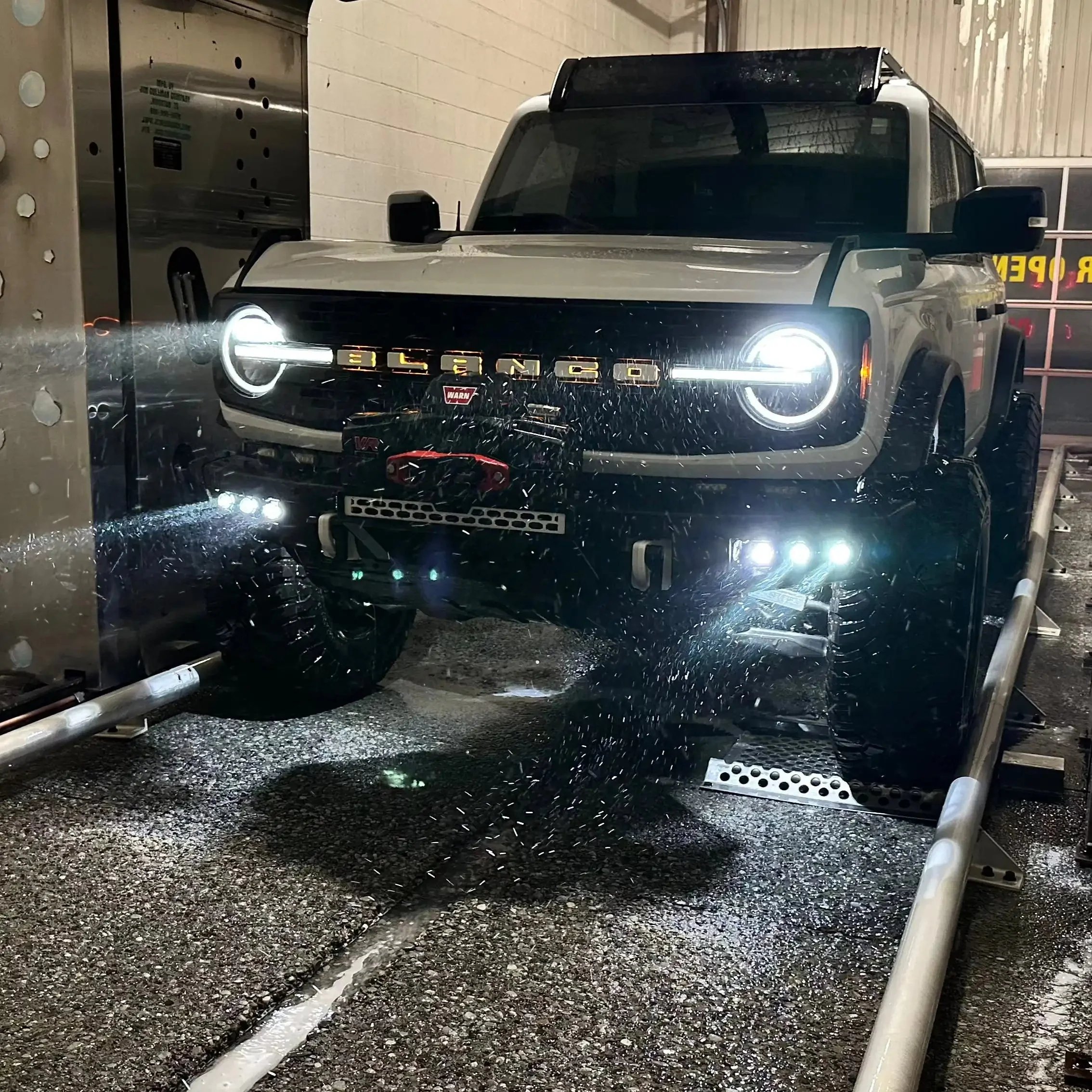 ORACLE Lighting 2021-2026 Ford Bronco Off Road LASER Auxiliary Lights + LED Fog Light Kit for Steel Bumper - Image 7