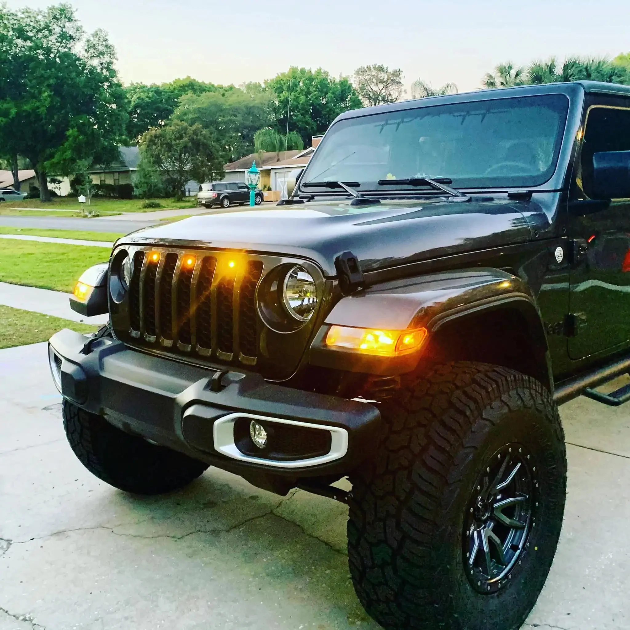 ORACLE Lighting Pre-Runner Style LED Grill Light Kit for Jeep Gladiator JT - Image 21